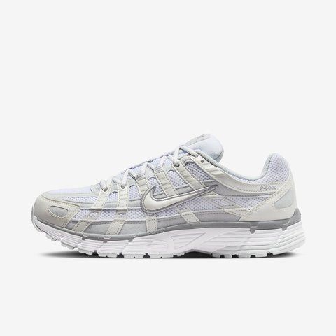 Оригінальні жіночі кросівки Nike Wmns P-6000 "Metallic Summit White / White / Pure Platinum" (FV6603-101) FV6603-101 фото