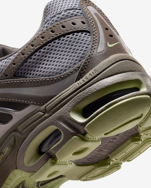 Оригінальні кросівки Nike Wmns Air Max Moto 2k "Cave Stone/Cement Grey/Metallic Cool Grey" (IM7371-289) IM7371-289 фото