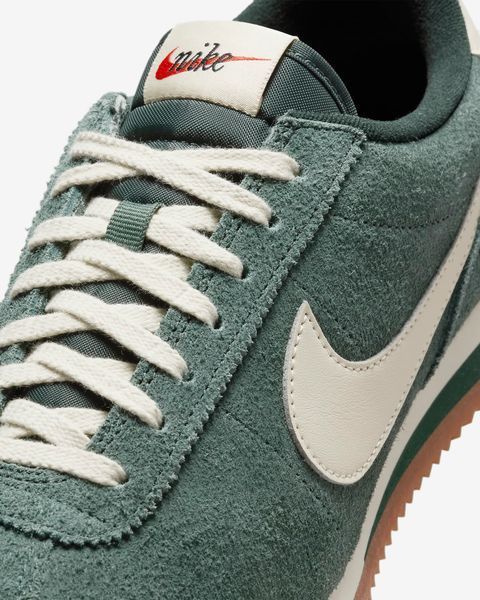 Оригінальні кросівки Nike Cortez Vintage Suede "Vintage Green/Gum Medium Brown/Muslin" (FJ2530-301) FJ2530-301 фото