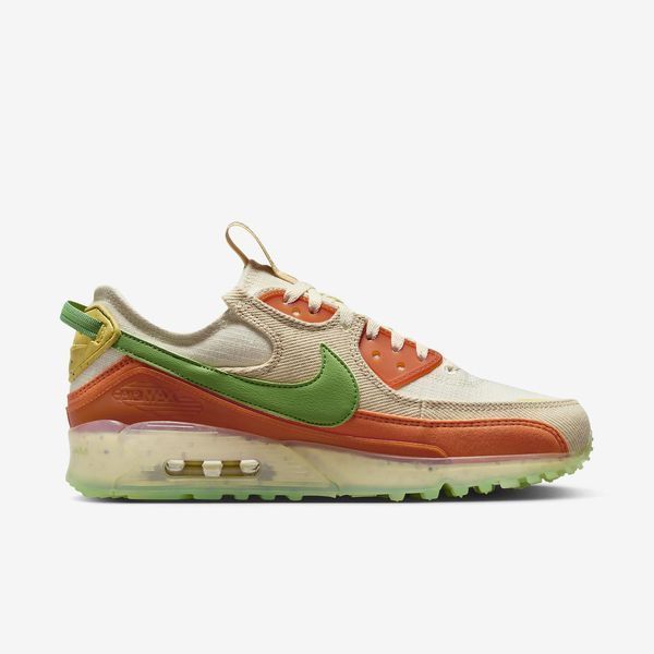 Оригінальні чоловічі кросівки Nike Air Max 90 Terrascape "Coconut Milk / Sesame / Chlorophyll" (DV7413-100) DV7413-100 фото