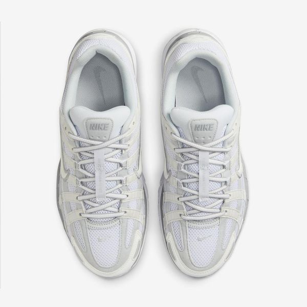 Оригінальні жіночі кросівки Nike Wmns P-6000 "Metallic Summit White / White / Pure Platinum" (FV6603-101) FV6603-101 фото