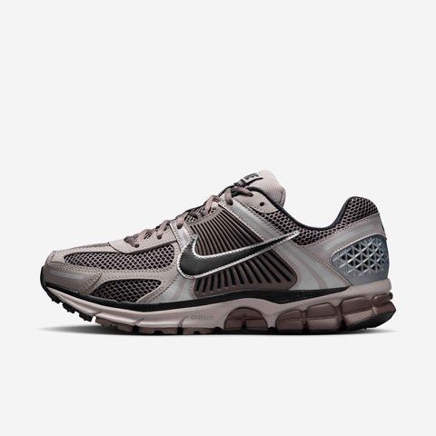 Оригинальные мужские кроссовки Nike Zoom Vomero 5 "College grey/Black/Cave stone/Metallic silver" (FB9149-005) FB9149-005 фото