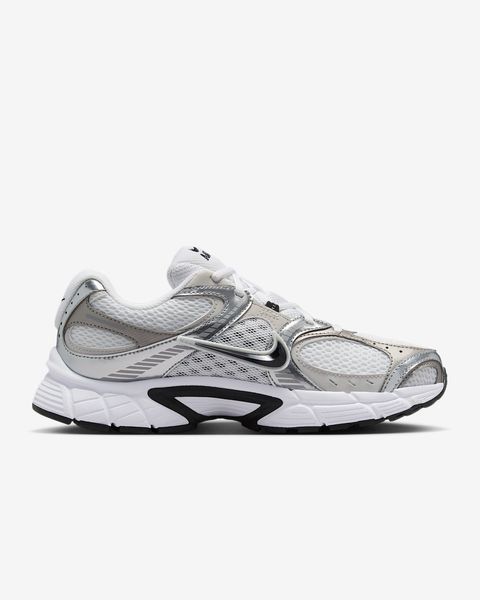 Оригінальні кросівки Nike V5 RNR "White/Vast Grey/Metallic Silver/Black" (HQ7901-107) HQ7901-107 фото