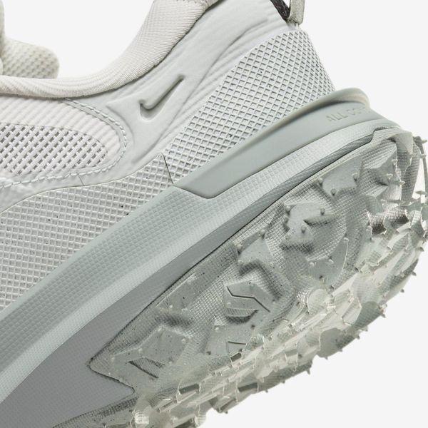 Оригінальні чоловічі кросівки Nike ACG Mountainfly Low 2 Gore-tex "Phantom / Dark Smoke Grey" (HF6245-003) HF6245-003 фото