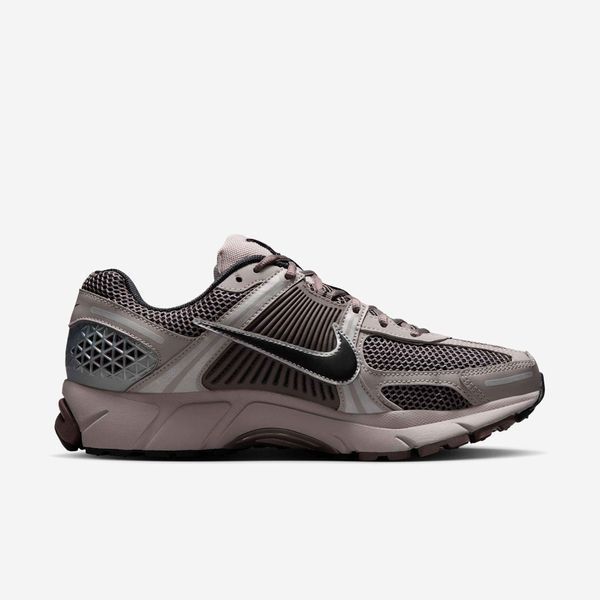 Оригінальні чоловічі кросівки Nike Zoom Vomero 5 "College grey/Black/Cave stone/Metallic silver" (FB9149-005) FB9149-005 фото