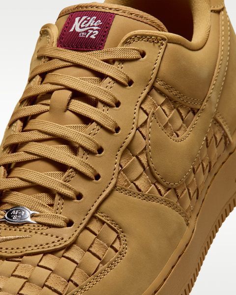 Оригінальні чоловічі кросівки Nike Air Force 1 Low Retro Premium "Wheat/Sail/Team Red" (IM5755-700) IM5755-700 фото