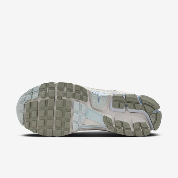 Оригінальні чоловічі кросівки Nike Zoom Vomero 5 "Light orewood brown/Dark stucco/Light pumice" (FZ3653-104) FZ3653-104 фото