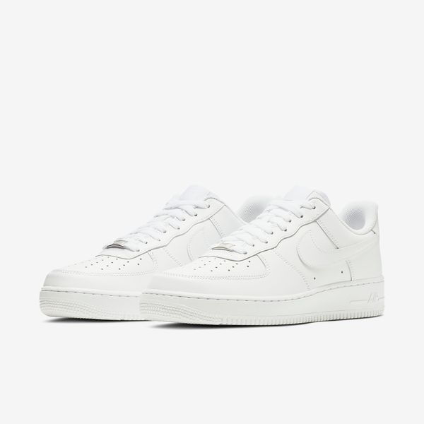 Оригінальні чоловічі кросівки Nike Air Force 1 07 Low Triple White (CW2288-111) CW2288-111 фото