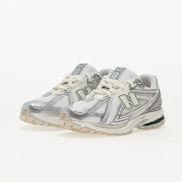 Оригінальні кросівки New Balance 1906 "Silver Metalic/ Sea Salt/ New Spruce" (M1906REE) M1906REE фото