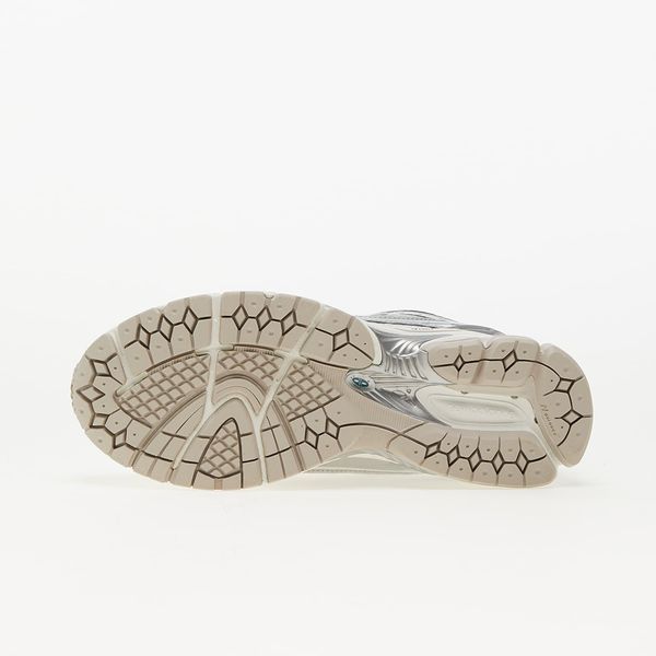 Оригінальні кросівки New Balance 1906 "Silver Metalic/ Sea Salt/ New Spruce" (M1906REE) M1906REE фото