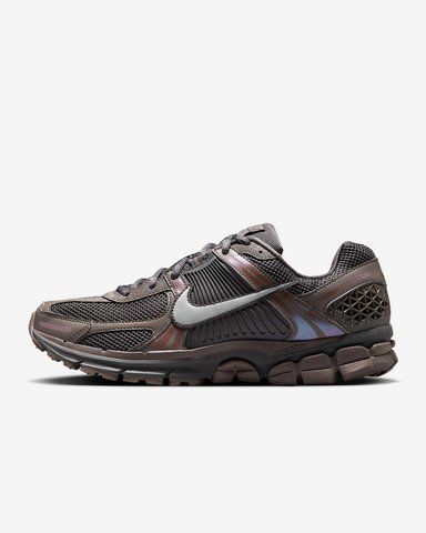 Оригінальні чоловічі кросівки Nike Zoom Vomero 5 "Cave Stone/Multi-Color/Medium Ash/Metallic Silver" (HF5493-201) HF5493-201 фото