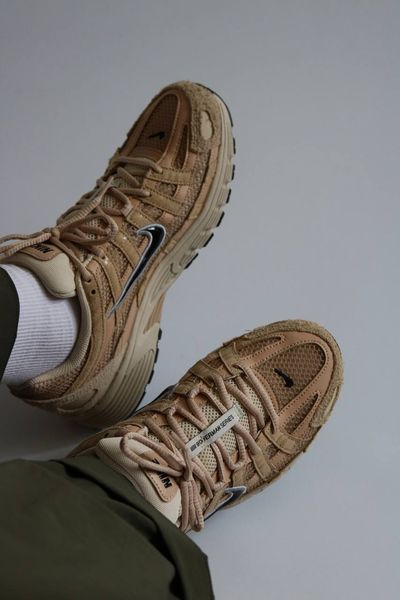 Оригінальні чоловічі кросівки Nike P-6000 SE "Hemp/Sanddrift/Metallic Silver/Black" (HF0015-202) HF0015-202 фото
