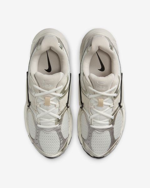 Оригінальні кросівки Nike V5 RNR "Summit White/Sail/Black/Light Orewood Brown" (HQ7901-104) HQ7901-104 фото