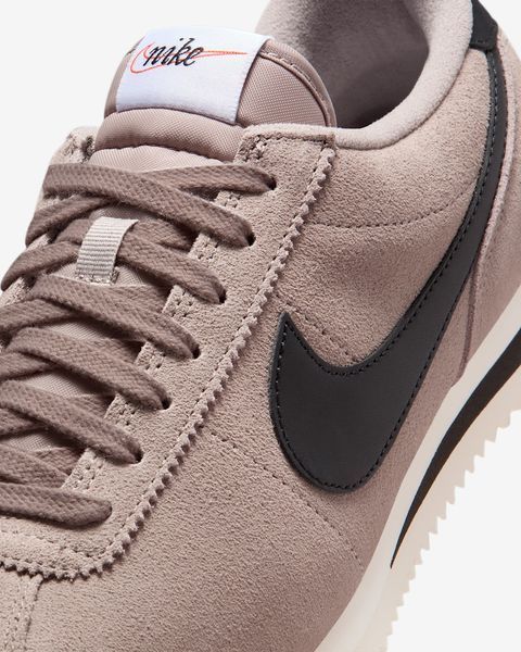Оригінальні кросівки Nike Wmns Cortez "Malt/Sail/Black" (IB1857-201) IB1857-201 фото