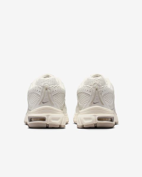 Оригінальні кросівки Nike Air Max Moto 2K "Phantom/Light Bone/Sail/Metallic Summit White" (IQ0272-030) IQ0272-030 фото