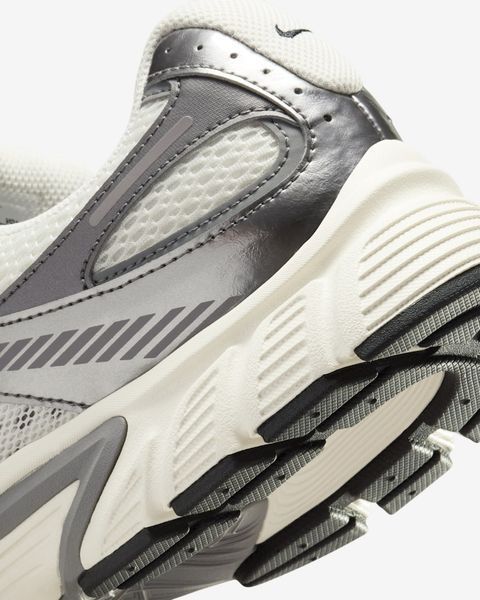 Оригинальные мужские кроссовки Nike V5 RNR "Phantom/Pencil Point/Black" (HJ5228-009) HJ5228-009 фото