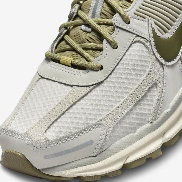 Оригінальні чоловічі кросівки Nike Zoom Vomero 5 "Light Bone / Medium Olive / Neutra" (FV0397-001) FV0397-001 фото