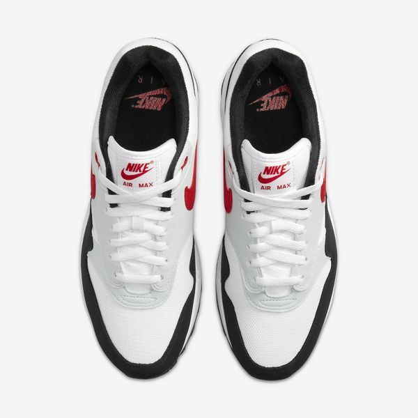 Оригінальні чоловічі кросівки Nike Air Max 1 "White / Pure Platinum / Black / University Red" (FD9082-101) FD9082-101 фото