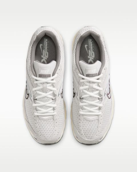 Оригінальні чоловічі кросівки Nike Air Max Moto 2k "Grey Fog / Gunsmoke / Coconut Milk" (IQ4924-005) IQ4924-005 фото