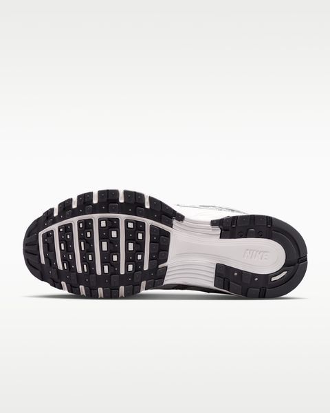 Оригінальні кросівки Nike P-6000 "Vast Grey/Metallic Silver/Stealth/Dark Raisin" (IX0364-078) IX0364-078 фото