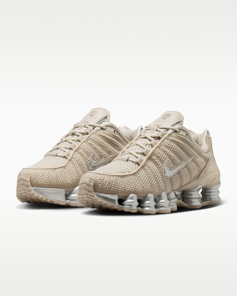 Оригінальні кросівки Nike Shox TL "Cream II / Black / Metallic Silver" (IH2559-200) IH2559-200 фото