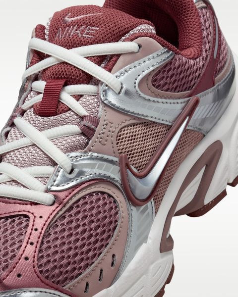 Оригінальні кросівки Nike V5 RNR "Smokey Mauve/Red Sepia/Malt" (HQ7901-200) HQ7901-200 фото