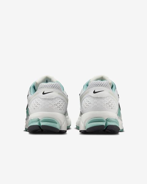 Оригінальні жіночі кросівки Nike Zoom Vomero 5 "Summit White/Wolf Grey/Pure Platinum" (HF1877-101) HF1877-101 фото