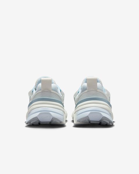 Оригинальные женские кроссовки Nike Wmns V2k Run "Platinum Tint/Summit White/Light Smoke Grey" (FD0736-009) FD0736-009 фото