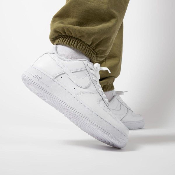 Оригінальні жіночі кросівки Nike Wmns Air Force 1 Low "Triple White" (DD8959-100) DD8959-100 фото