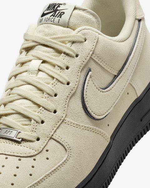 Оригинальные мужские кроссовки Nike Air Force 1 '07 LV8 "Light Khaki/Black/Light Khaki" (HQ1966-200) HQ1966-200 фото