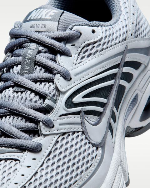 Оригинальные кроссовки Nike Air Max Moto 2K "Wolf Grey/Cool Grey/Pure Platinum" (HQ2056-010) HQ2056-010 фото