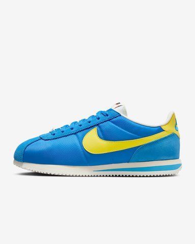 Оригінальні чоловічі кросівки Nike Cortez Textile "Light Photo Blue/Sail/Muslin/Lightning" (HF0263-402) HF0263-402 фото