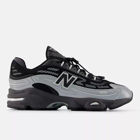 Оригінальні кросівки New Balance 1000 "Silver Metallic/Black" (U1000432) U1000432 фото
