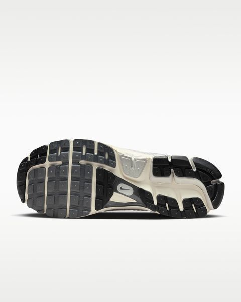 Оригінальні чоловічі кросівки Nike Zoom Vomero 5 "Platinum Tint/Cashmere/Iron Grey/Photon Dust" (HF0731-007) HF0731-007 фото