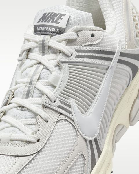 Оригінальні чоловічі кросівки Nike Zoom Vomero 5 "Platinum Tint/Cashmere/Iron Grey/Photon Dust" (HF0731-007) HF0731-007 фото