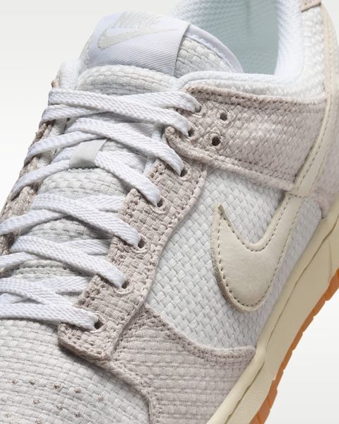 Оригінальні чоловічі кросівки Nike Dunk Low SE "Moon Particle/Photon Dust/Coconut Milk/White" (II7078-200) II7078-200 фото