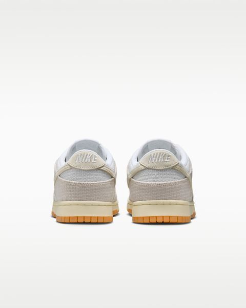 Оригінальні чоловічі кросівки Nike Dunk Low SE "Moon Particle/Photon Dust/Coconut Milk/White" (II7078-200) II7078-200 фото