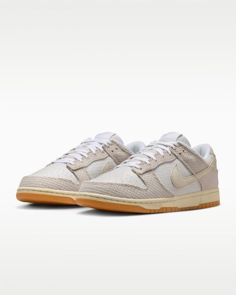 Оригінальні чоловічі кросівки Nike Dunk Low SE "Moon Particle/Photon Dust/Coconut Milk/White" (II7078-200) II7078-200 фото