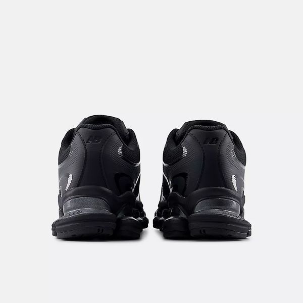 Оригінальні кросівки New Balance 2000 Abzorb "Black" (U2000ETB) U2000ETB фото