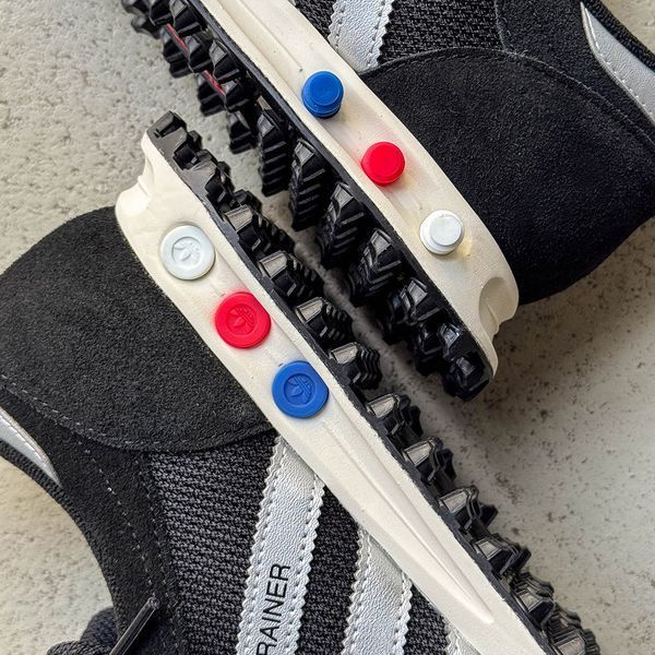 Оригінальні кросівки adidas La Trainer OG "Core Black / Silver Metallic / Off White" (KJ4381) KJ4381 фото