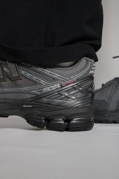 Оригінальні чоловічі кросівки New Balance 1906R Primaloft "Castlerock" (U1906ROF) U1906ROF фото