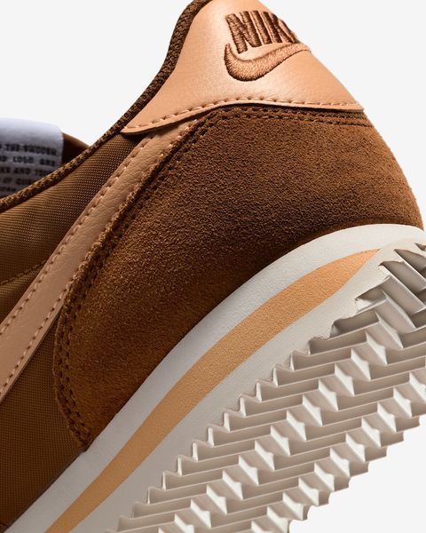 Оригінальні кросівки Nike Wmns Cortez Textile "Light British Tan/Sail/Orange Chalk" (DZ2795-202) DZ2795-202 фото