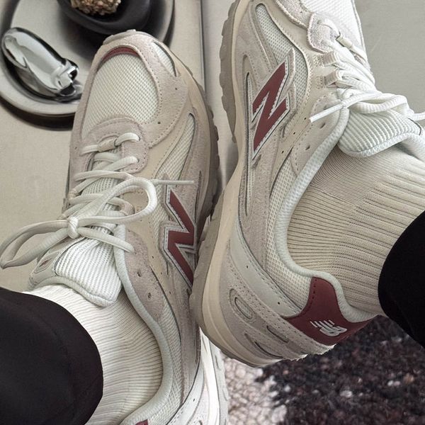 Оригинальные кроссовки New Balance 204L "Maroon / Sea Salt" (U204L1ZH) U204L1ZH фото