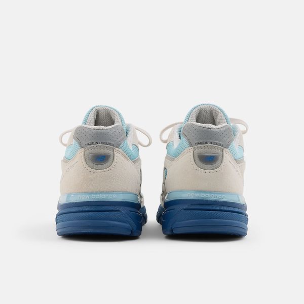 Оригінальні кросівки New Balance 990v4 Made in USA "Moonbeam / Cloude Blue" (U990MB4) U990MB4 фото
