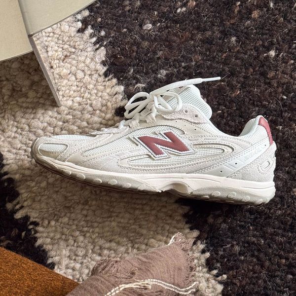Оригинальные кроссовки New Balance 204L "Maroon / Sea Salt" (U204L1ZH) U204L1ZH фото